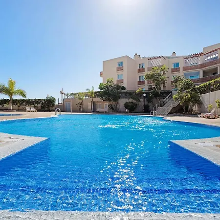 Apt Paradise Daire
