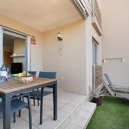 Apt Paradise Daire *